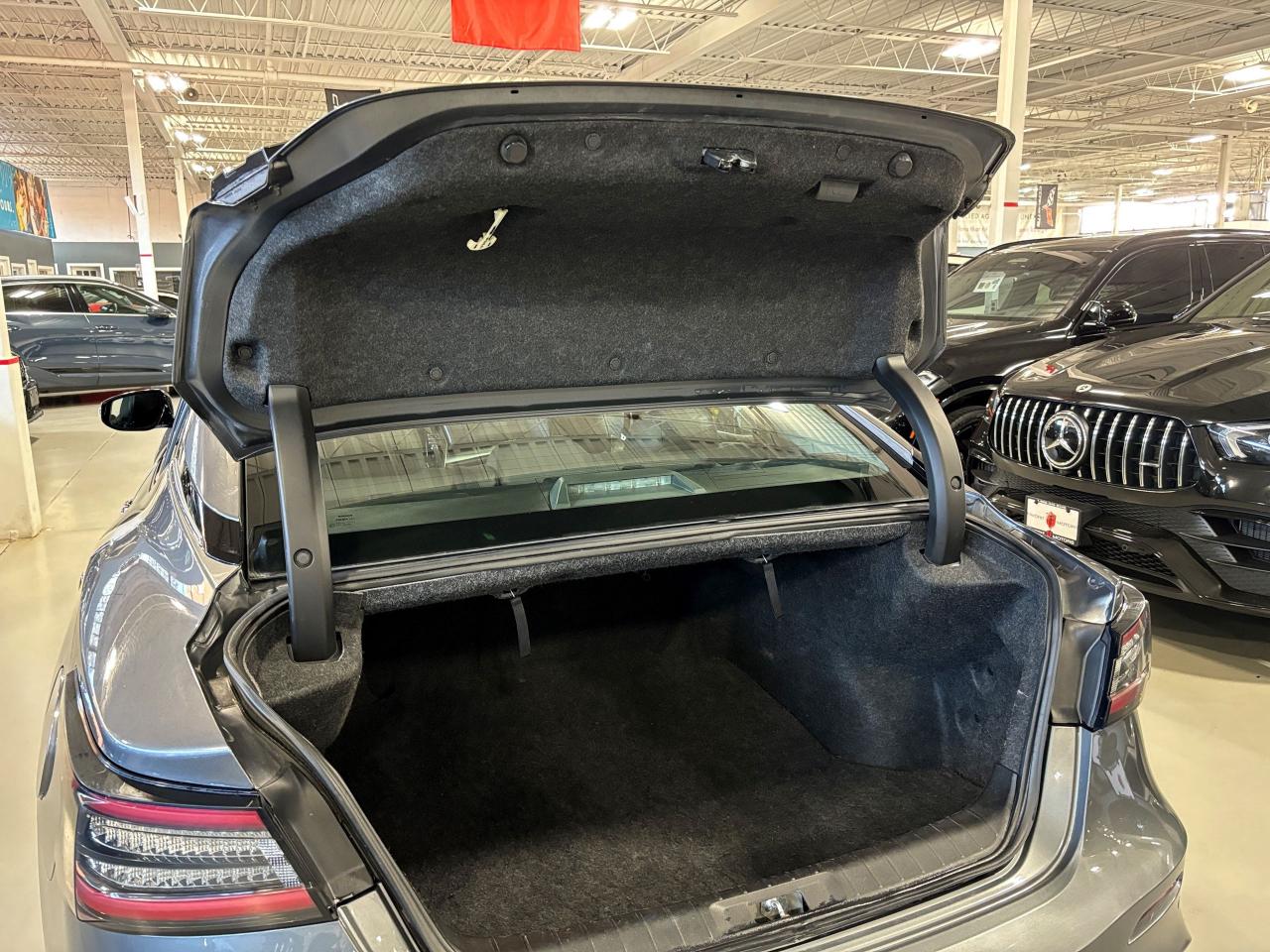 2021 Nissan Maxima SL|NAV|BOSE|LEATHER|HEATEDSEATS|DUALSUNROOF|CAMERA - Photo #6