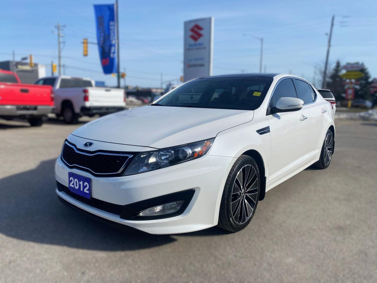 Used 2012 Kia Optima SX ~Leather ~Moonroof ~Nav ~Cam~Heated+Cooled Seat for sale in Barrie, ON