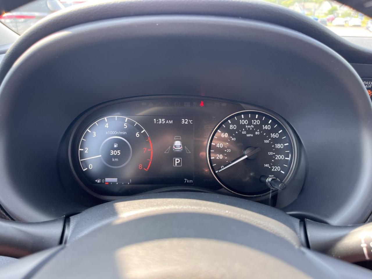 2025 Nissan Kicks Play SV FWD Photo