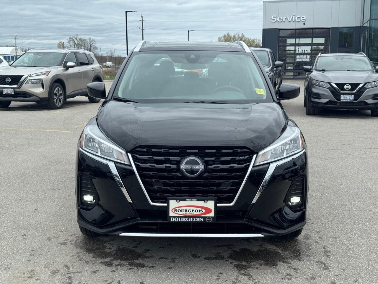 2025 Nissan Kicks Play SV FWD Photo