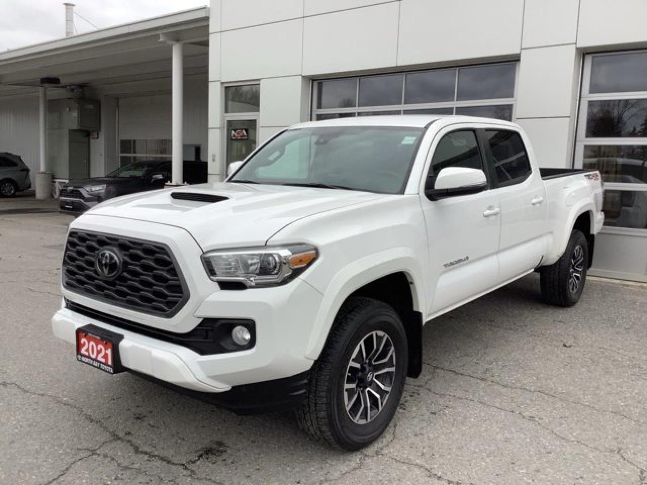 Used 2021 Toyota Tacoma Double Cab 6A for sale in North Bay, ON