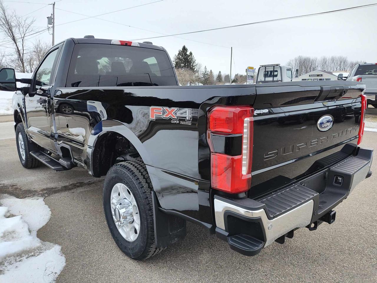 2025 Ford F-350 XLT