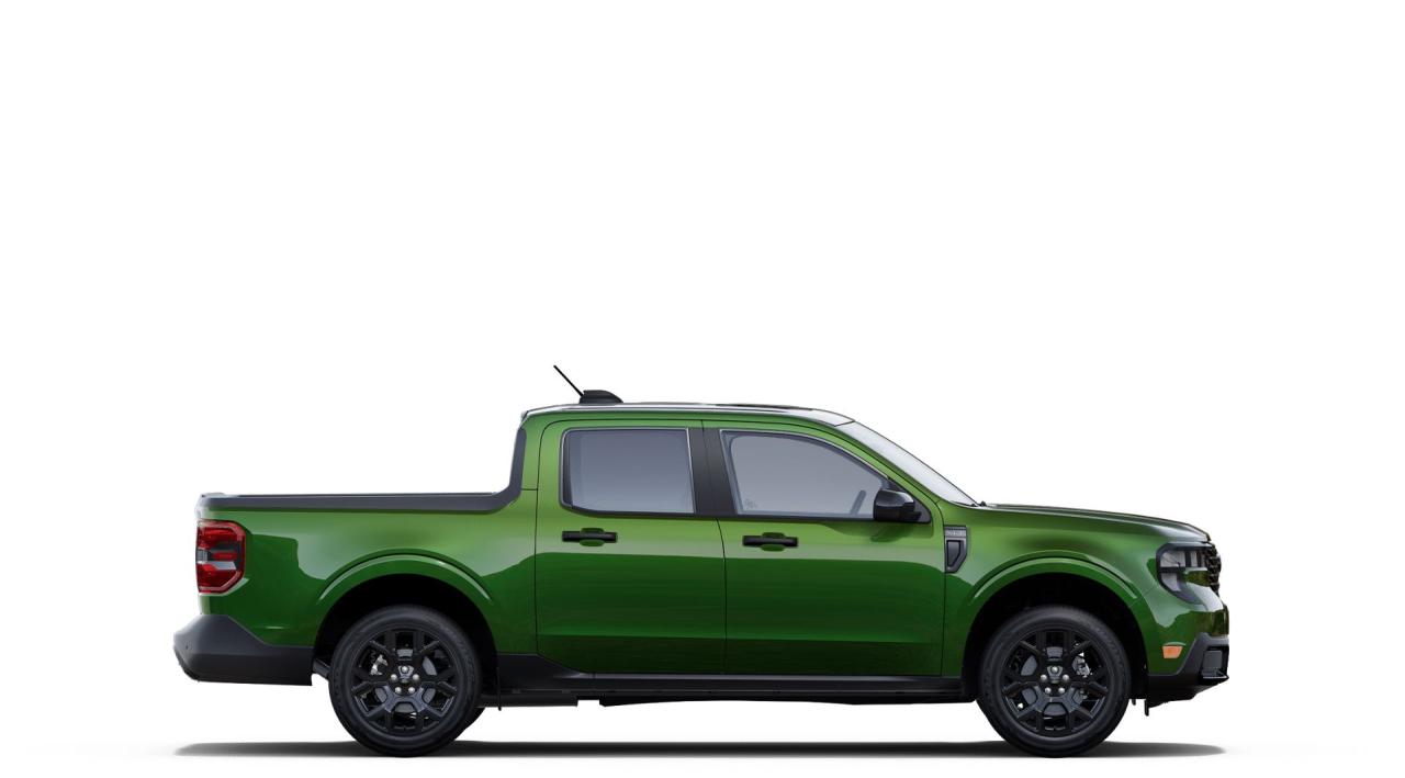 2025 Ford MAVERICK XLT Photo4