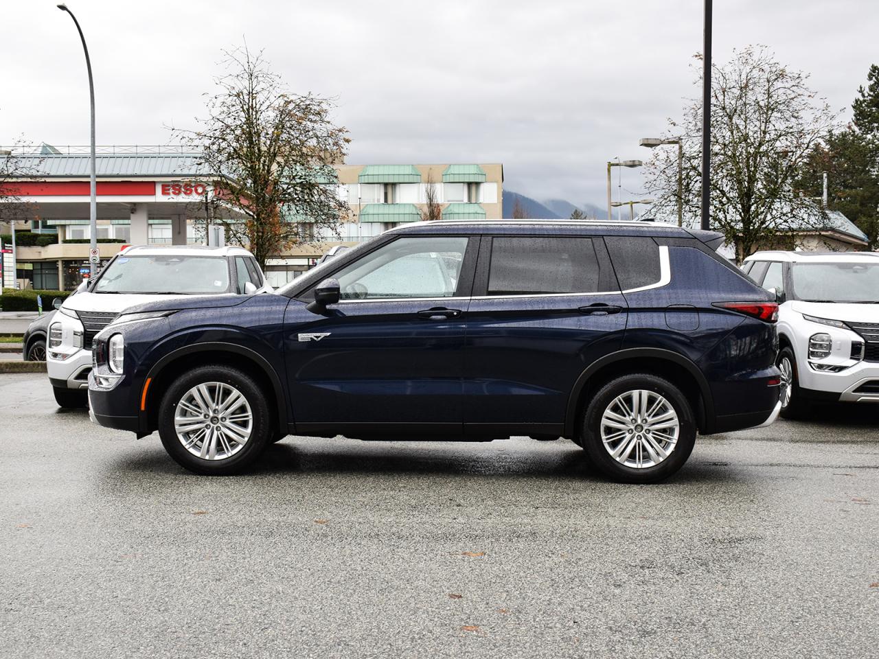 New 2025 Mitsubishi Outlander Phev SE - Heated Seats, Sunroof, Power Liftgate for sale in Coquitlam, BC