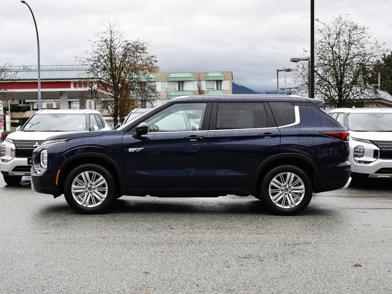 New 2025 Mitsubishi Outlander Phev LE - Navigation, MultiView Cameras, Power Liftgate for sale in Coquitlam, BC