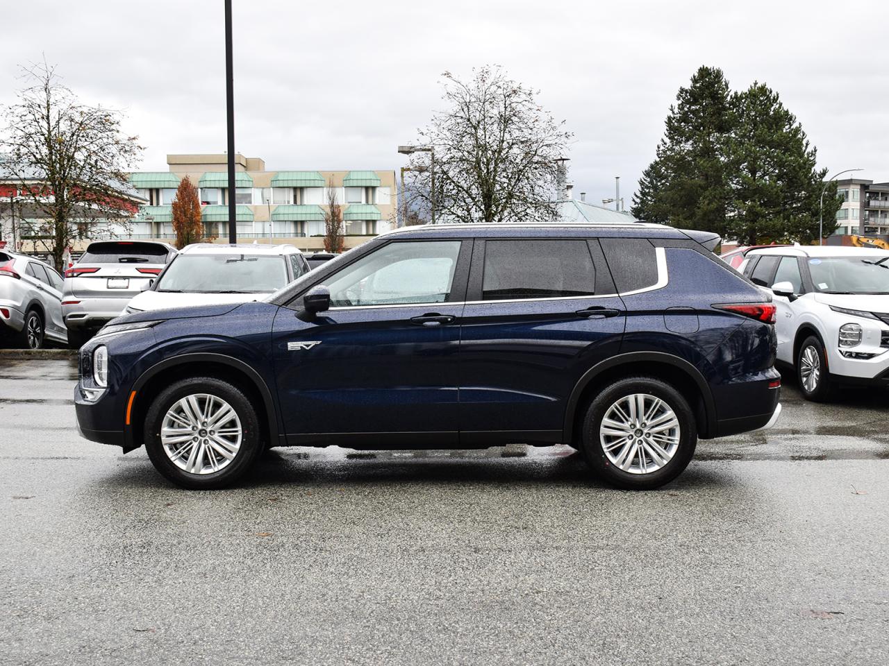 New 2025 Mitsubishi Outlander Phev SE - Heated Seats, Sunroof, Power Liftgate for sale in Coquitlam, BC