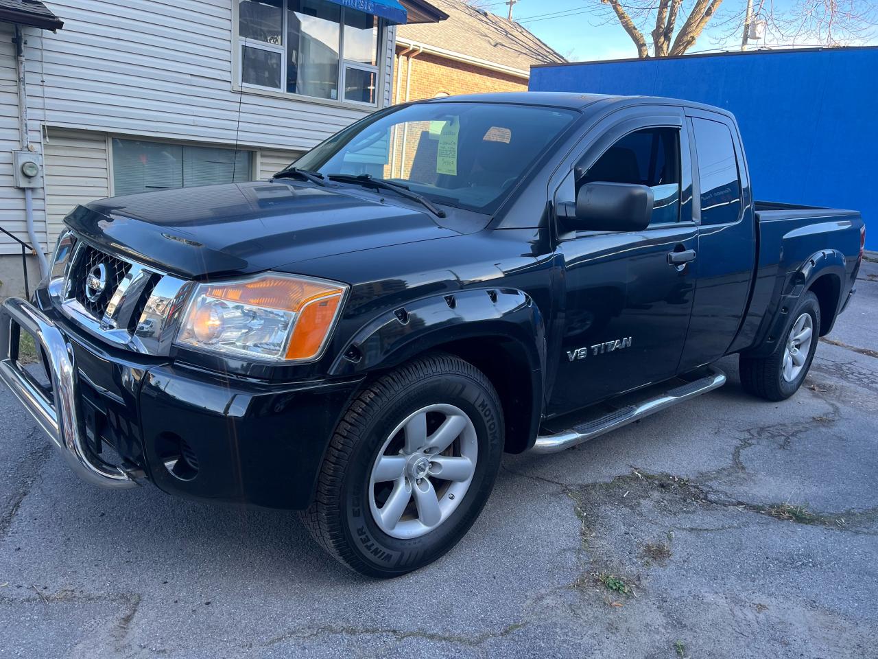 Used 2011 Nissan Titan 2WD Ext Cab for sale in Kingston, ON