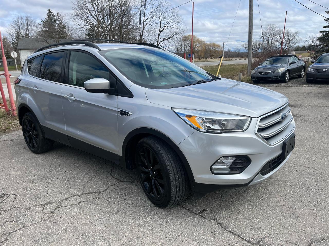 2017 Ford Escape SE - Photo #2