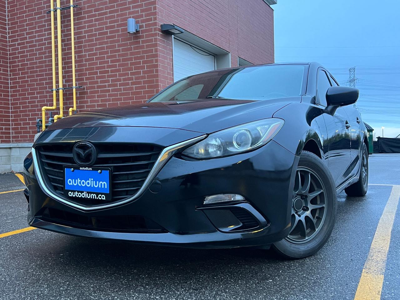 2014 Mazda MAZDA3 4dr Sdn Manual, GX, NO ACCIDENTS, CERTIFIED - Photo #1