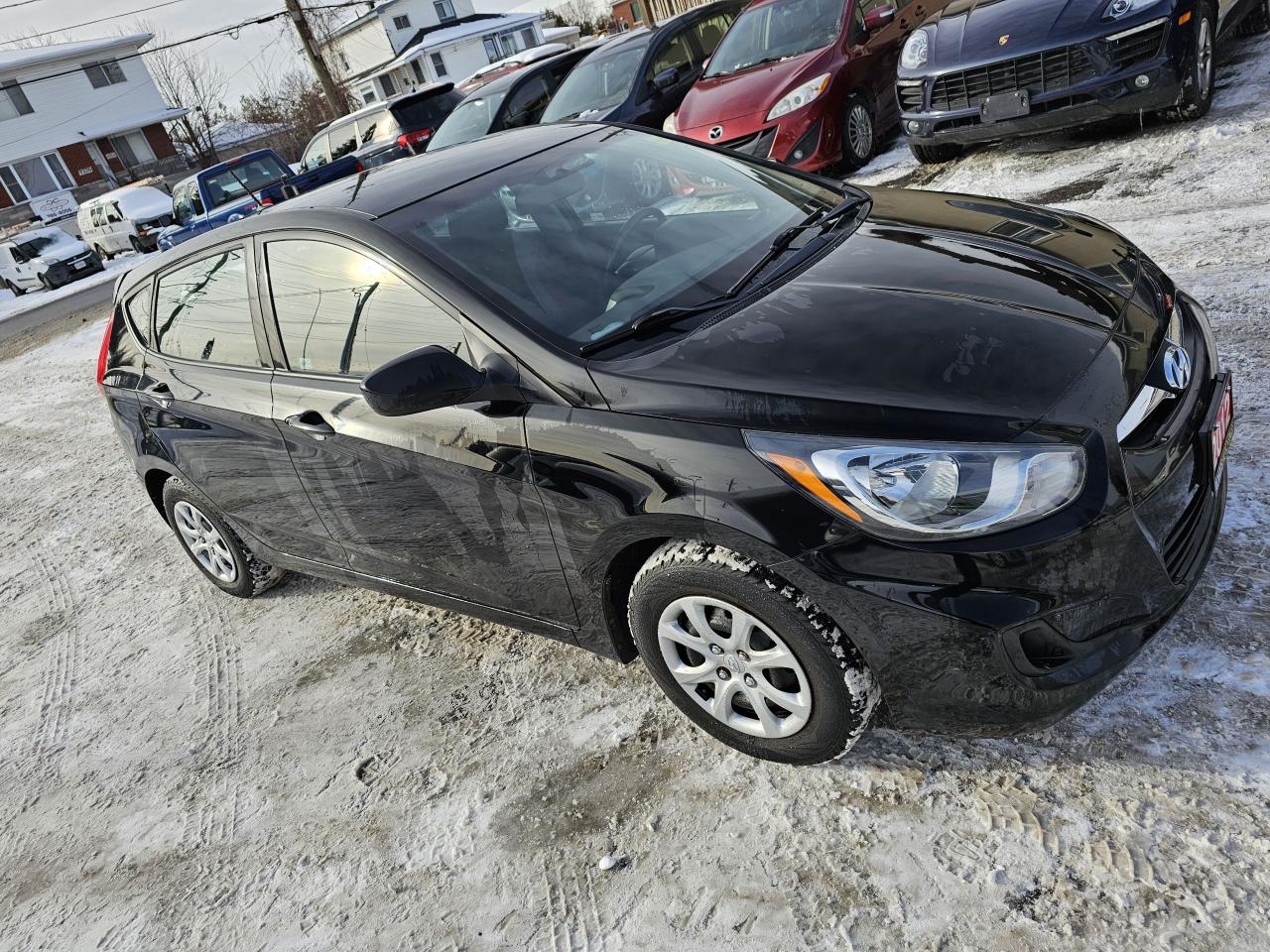 2012 Hyundai Accent GL, MANUAL, ACCIDENT FREE, A/C, POWER GROUP, 138KM - Photo #3