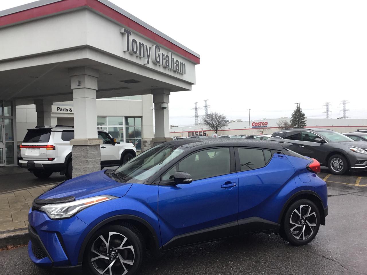 Used 2021 Toyota C-HR XLE Premium for sale in Ottawa, ON