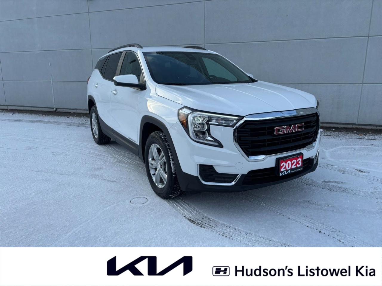 Used 2023 GMC Terrain SLE One Owner | AWD | 17