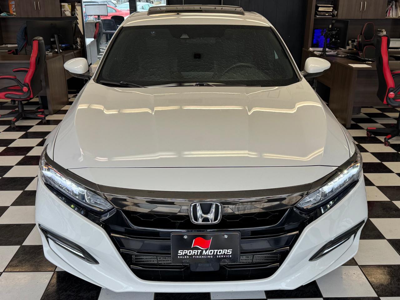 2018 Honda Accord SPORT+New Tires+Adaptive Cruise+Roof+CLEAN CARFAX - Photo #10