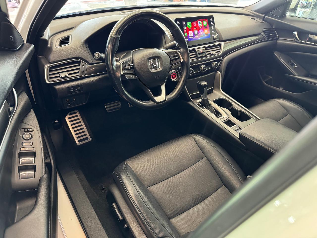 2018 Honda Accord SPORT+New Tires+Adaptive Cruise+Roof+CLEAN CARFAX - Photo #18
