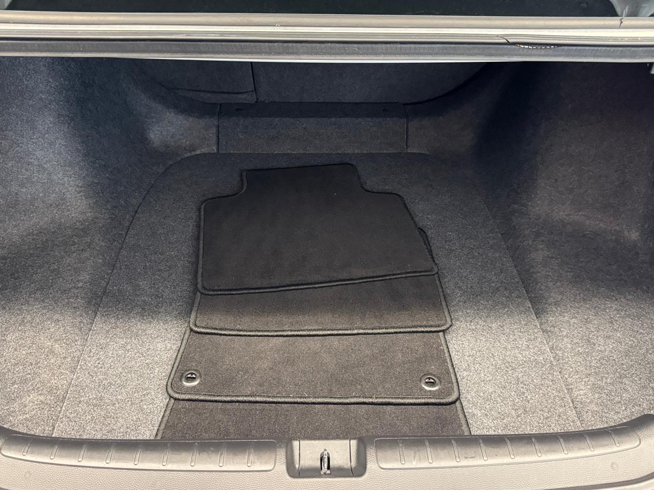 2018 Honda Accord SPORT+New Tires+Adaptive Cruise+Roof+CLEAN CARFAX - Photo #26
