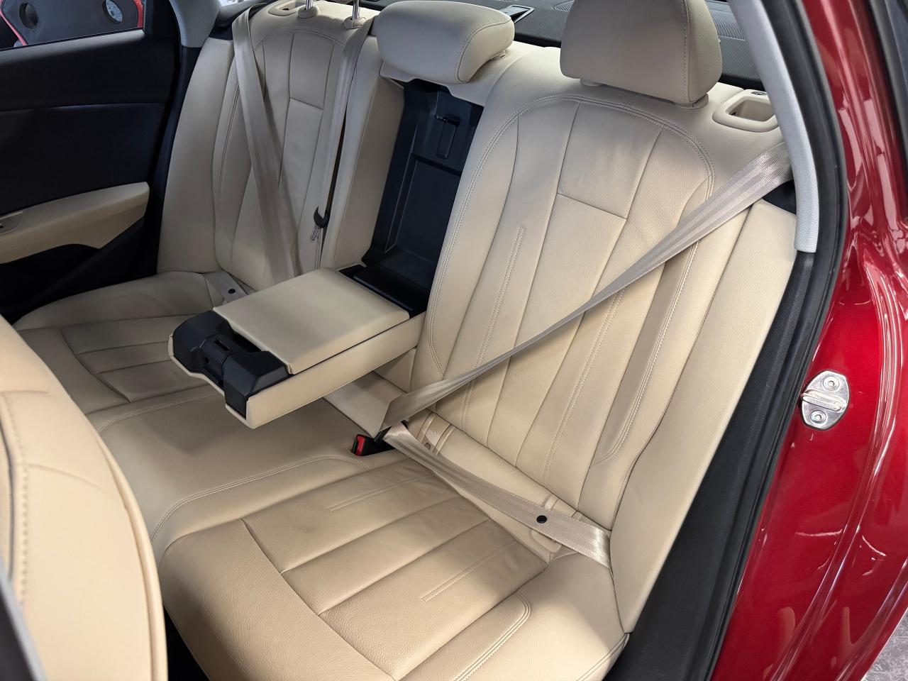 2017 Audi A4 PROGRESSIV Quattro+360Camera+Roof+GPS+CLEAN CARFAX - Photo #24