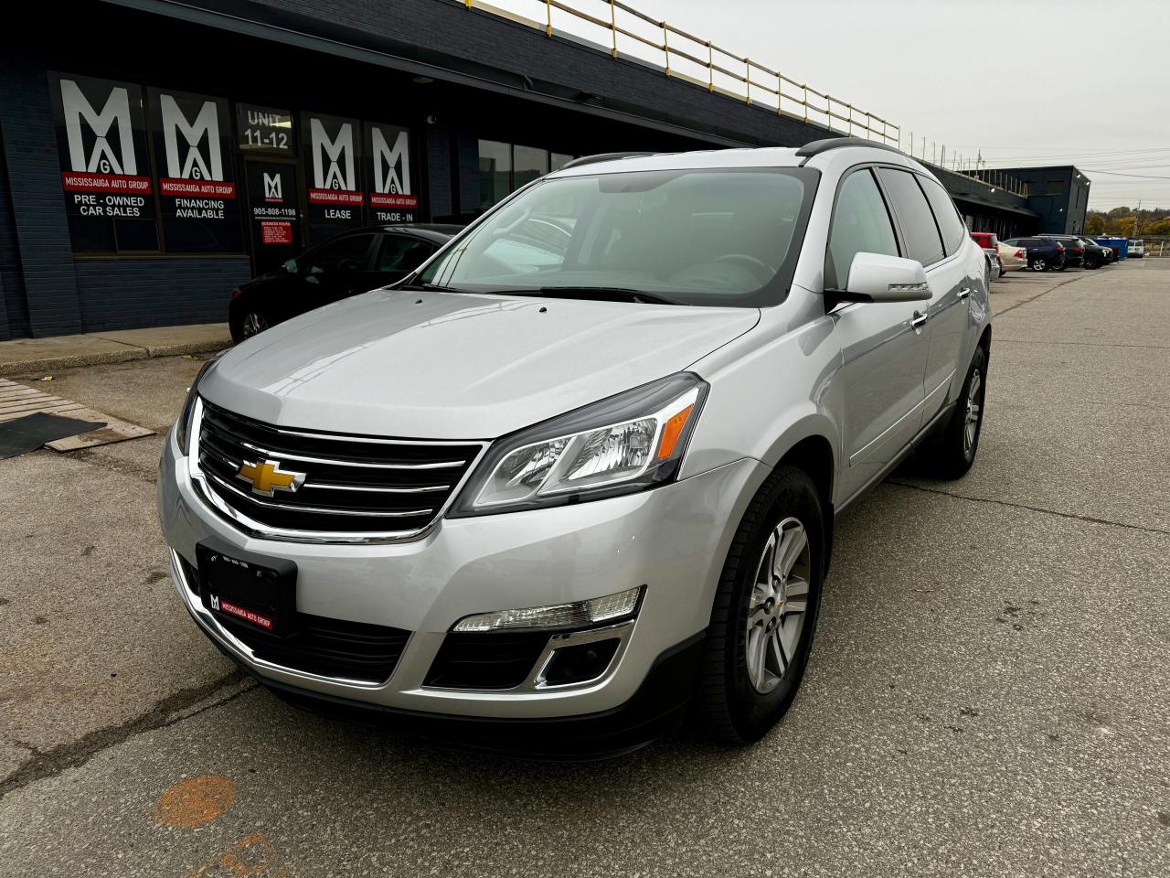 Used 2017 Chevrolet Traverse LT for sale in Mississauga, ON