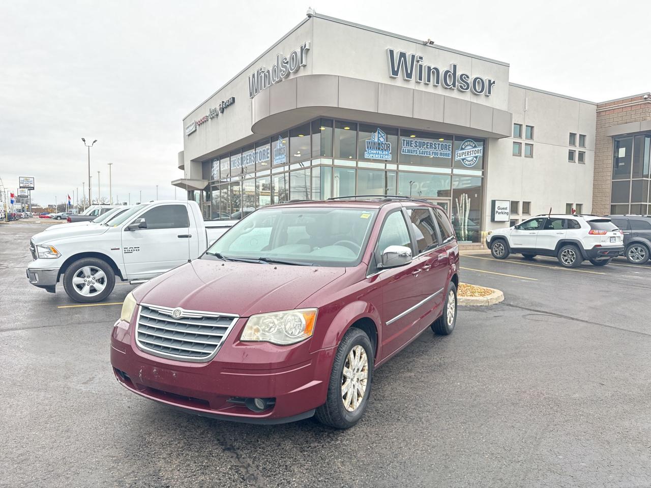 Used 2009 Chrysler Town & Country  for sale in Windsor, ON