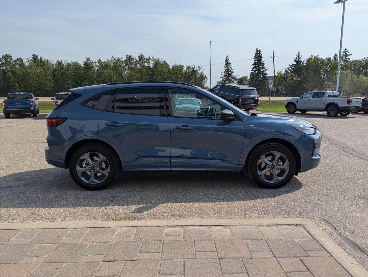 2023 Ford Escape ST-Line Photo4