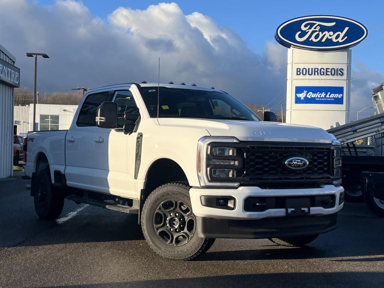 New 2024 Ford F-350 Super Duty XLT for sale in Midland, ON