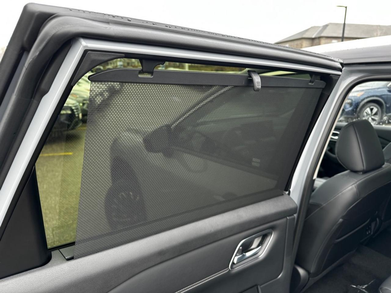 2025 Nissan Rogue AWD Platinum Photo