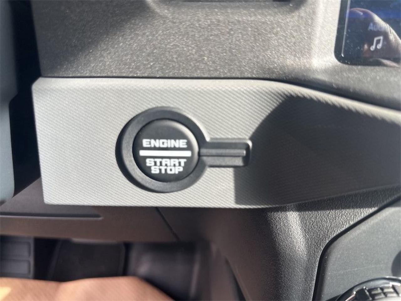 2024 Ford Bronco Black Diamond  - Heated Seats Photo5