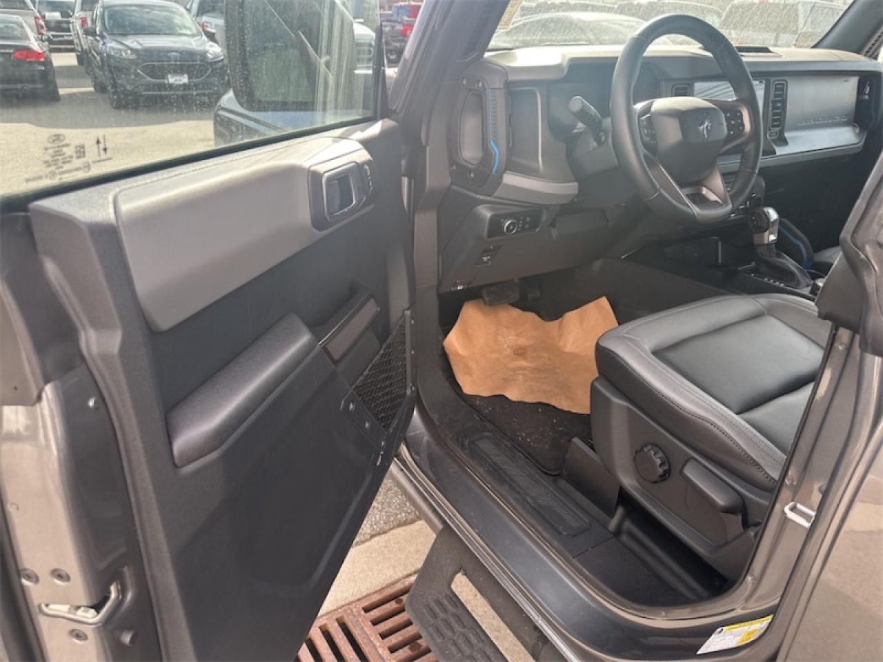 2024 Ford Bronco Black Diamond  - Heated Seats Photo5