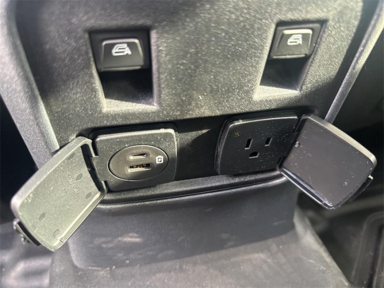2024 Ford Bronco Black Diamond  - Heated Seats Photo5