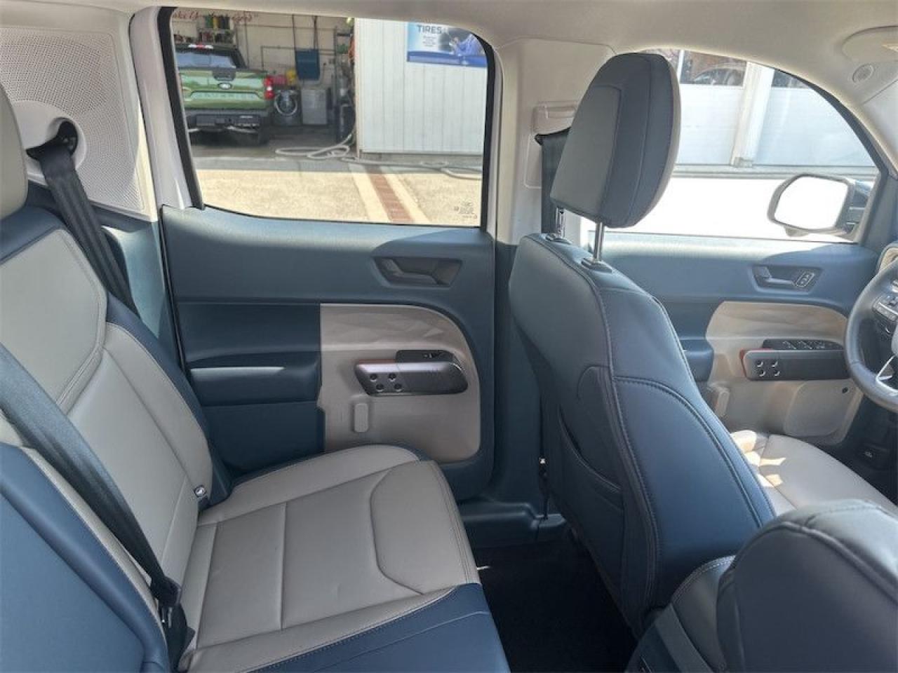 2025 Ford Maverick Lariat  - Tow Package Photo5