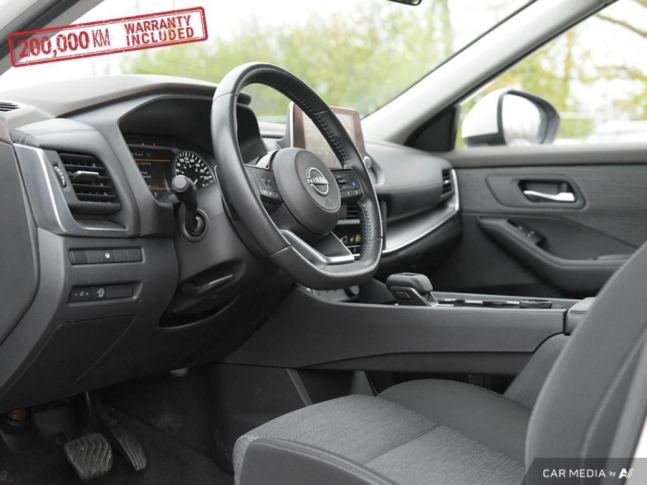 2023 Nissan Rogue SV MOONROOF