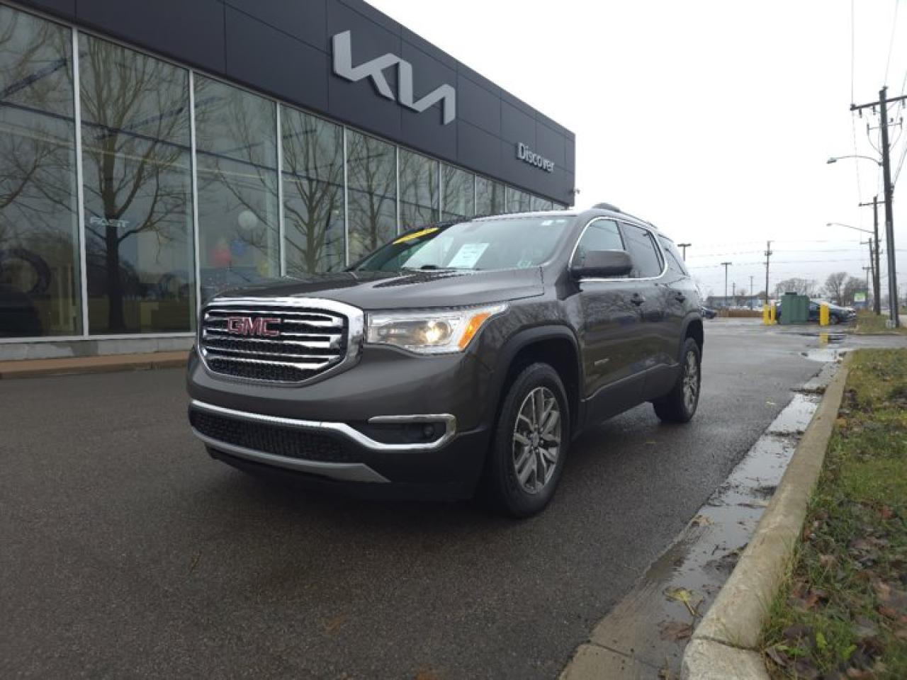 Used 2019 GMC Acadia SLE for sale in Charlottetown, PE