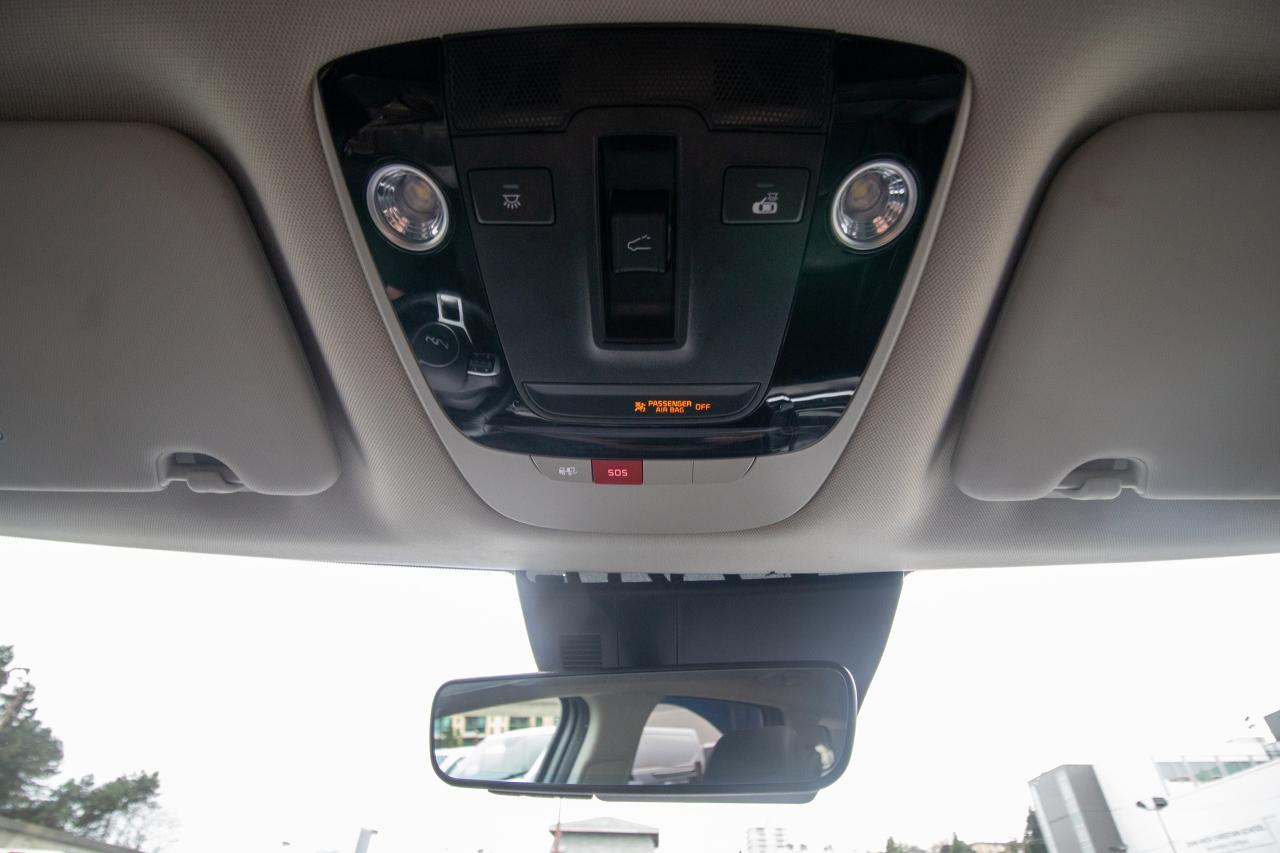 2023 Kia Sportage EX Photo5