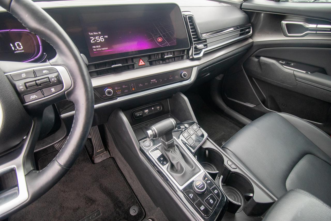 2023 Kia Sportage EX Photo5
