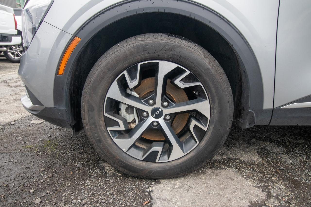 2023 Kia Sportage EX Photo5