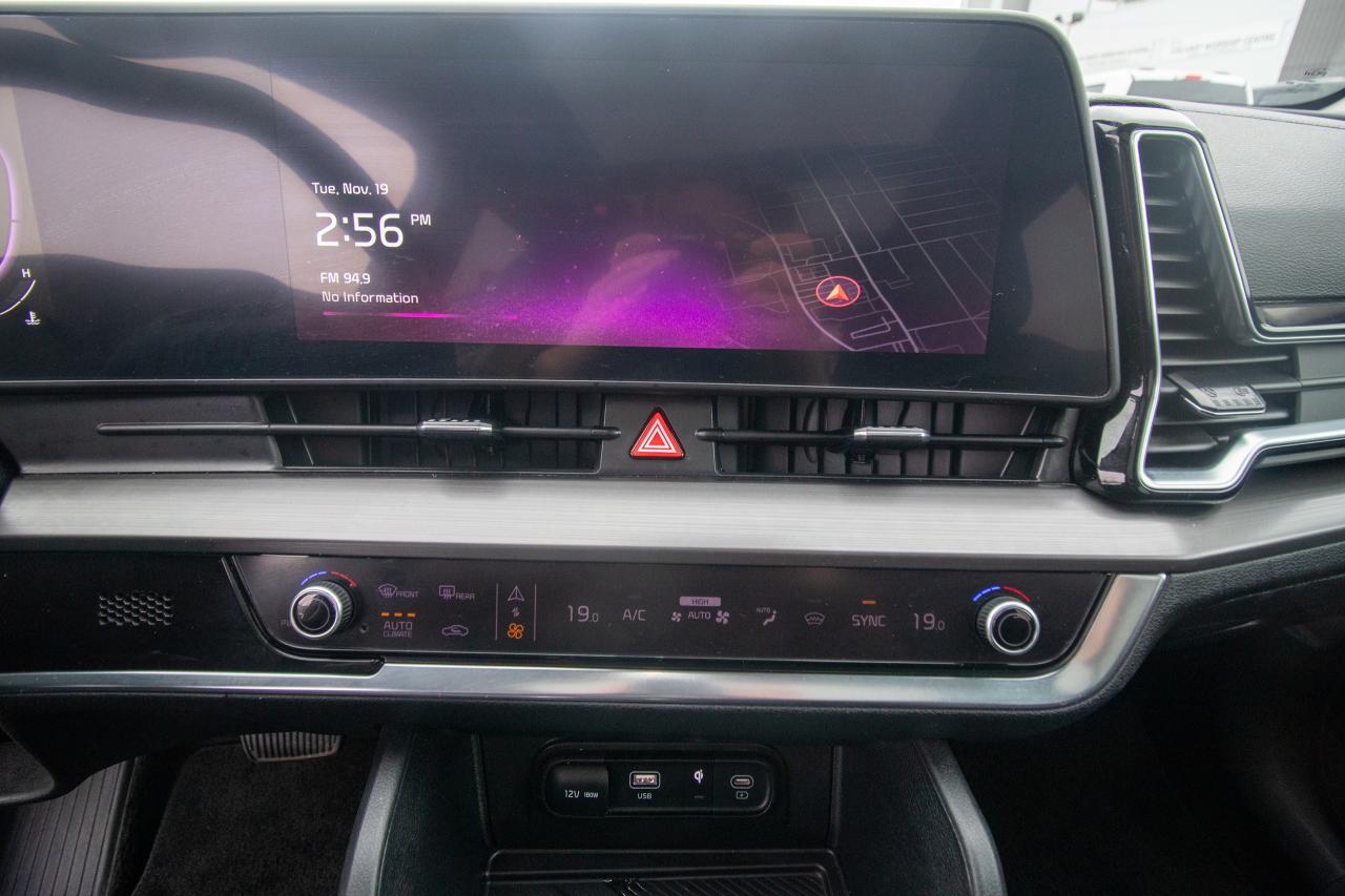 2023 Kia Sportage EX Photo5