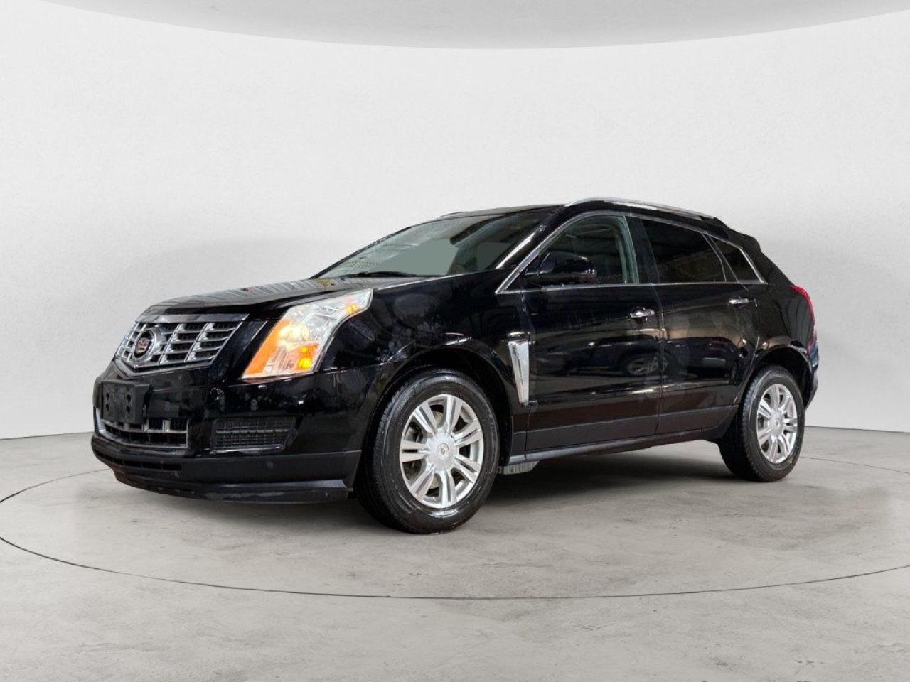 Used 2016 Cadillac SRX Luxury Collection AWD *ZERO ACCIDENTS* *LOCAL* *LEATHER INTERIOR* *BACK UP CAMERA* for sale in Winnipeg, MB