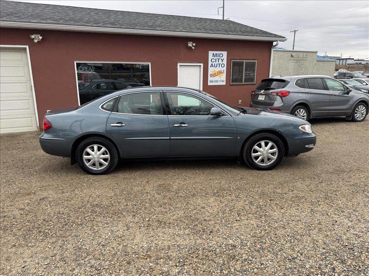 Used 2006 Buick Allure CX ONLY 185K! EXCELE for sale in Saskatoon, SK