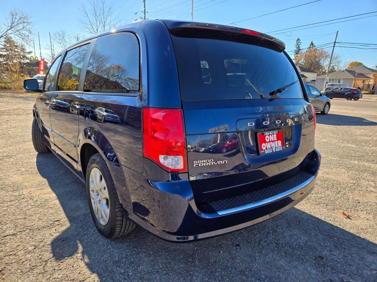 2017 Dodge Grand Caravan SXT Photo