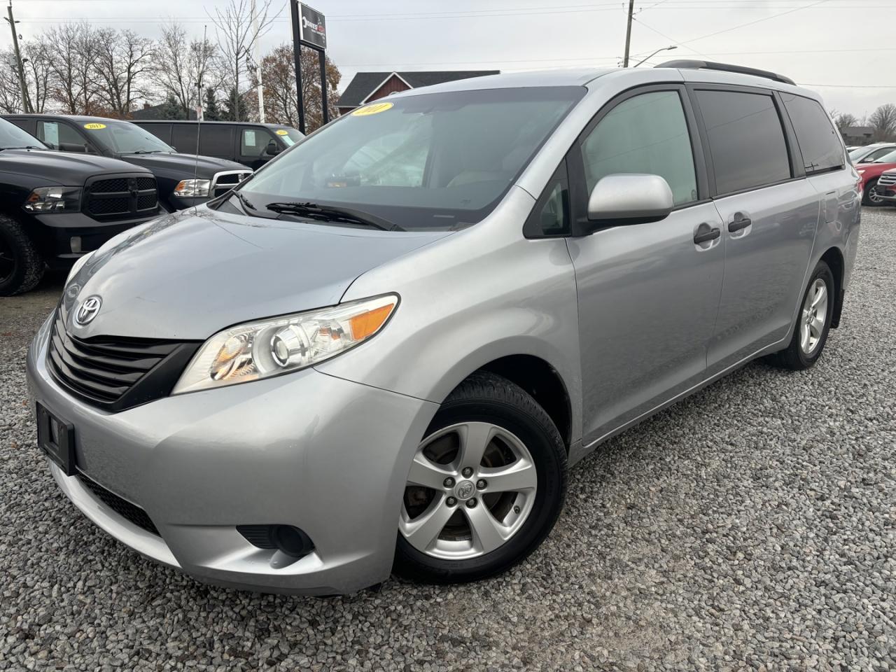 Used 2011 Toyota Sienna Base V6 8 Passenger! Super Clean! for sale in Dunnville, ON