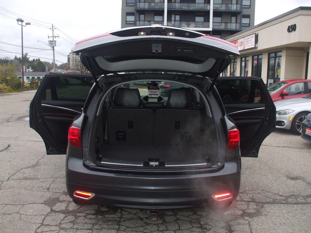 2016 Acura MDX Nav Pkg,AWD,7 Passengers,New Brakes & Winter Tires - Photo #20