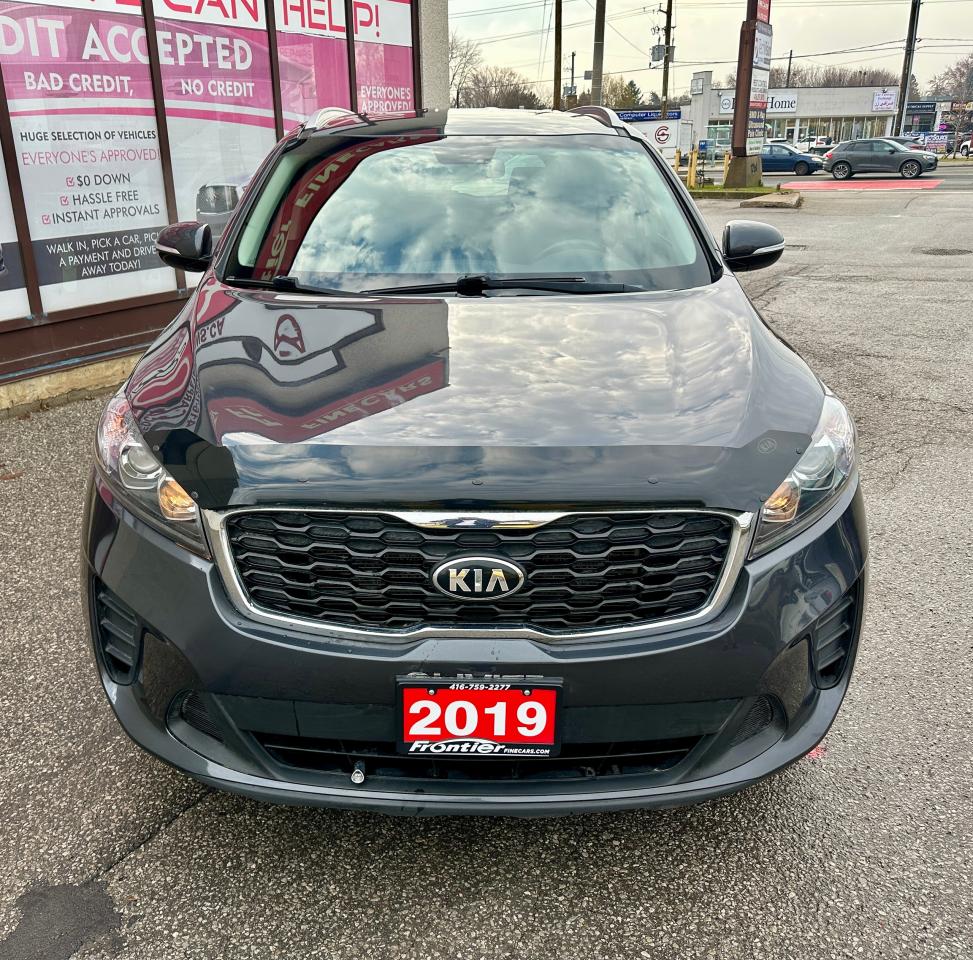 2019 Kia Sorento LX AWD Photo2