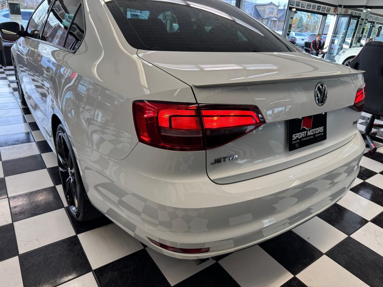 2017 Volkswagen Jetta Trendline+Tinted+ApplePlay+One Owner! CLEAN CARFAX Photo38