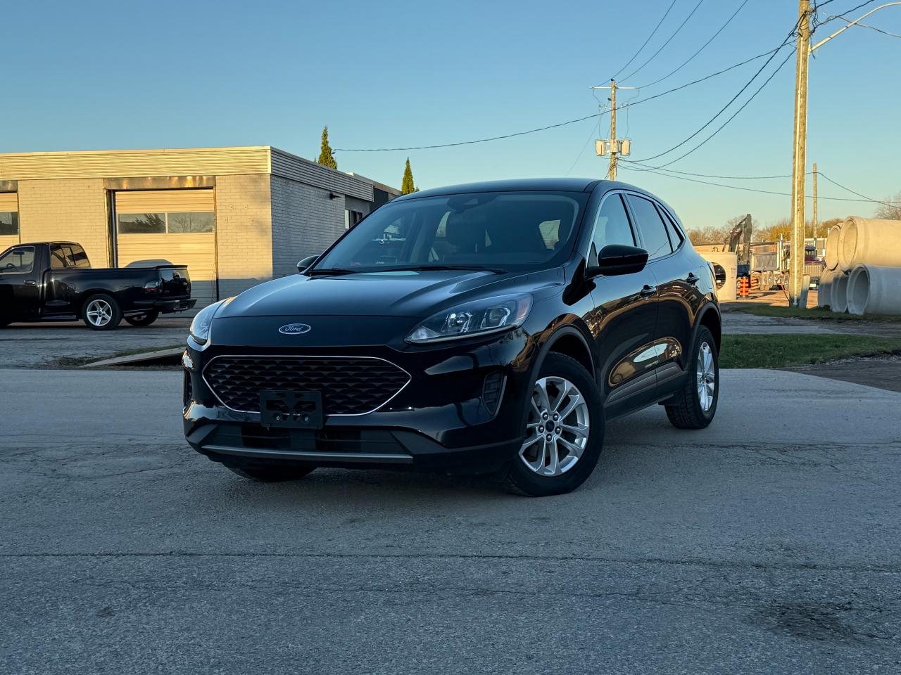 Used 2020 Ford Escape SE AWD for sale in Oakville, ON