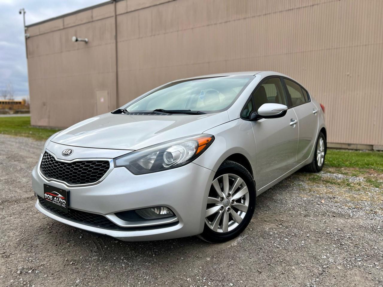 Used 2014 Kia Forte LX for sale in Thorold, ON