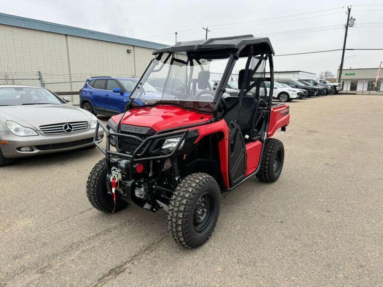 2025 Honda Pioneer 520 $111 B/W - Photo #1