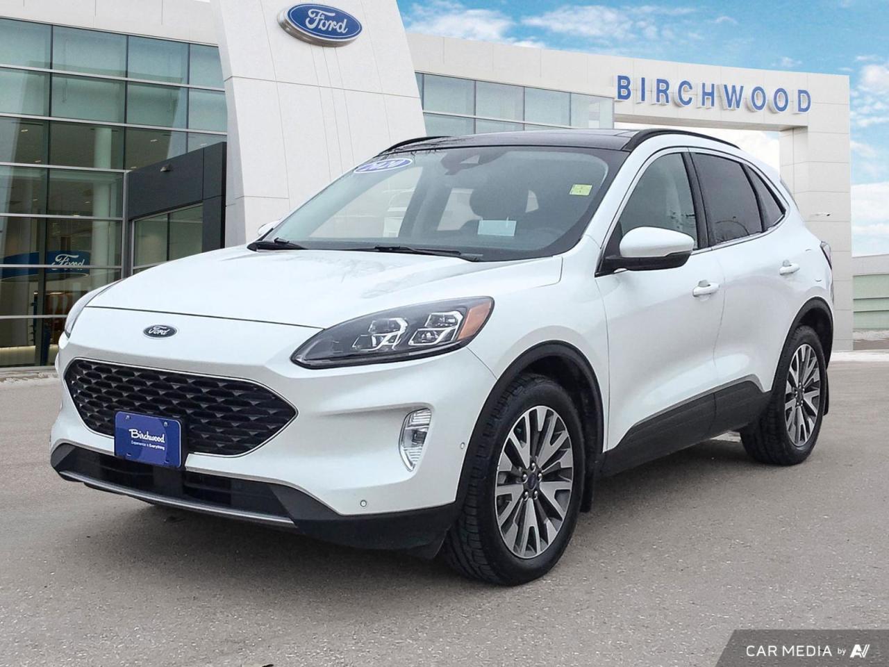 Used 2020 Ford Escape Titanium Hybrid AWD | Panoramic Moonroof | Local Vehicle for sale in Winnipeg, MB