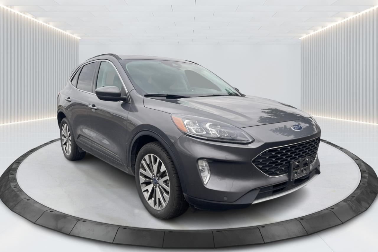 Used 2022 Ford Escape Titanium for sale in London, ON