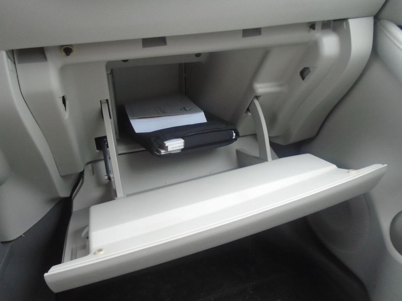2016 Nissan Leaf Electric 4dr HB SV - Photo #23