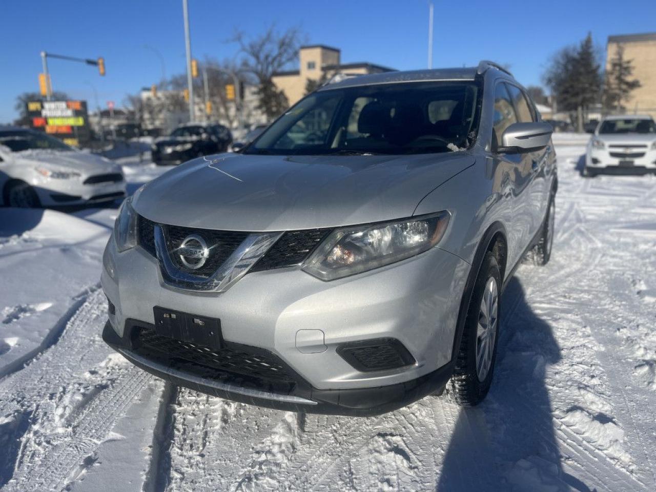 Used 2016 Nissan Rogue SV 4dr All-wheel Drive CVT for sale in Winnipeg, MB