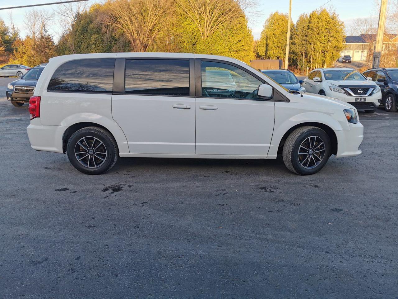 2018 Dodge Grand Caravan GT - Photo #5